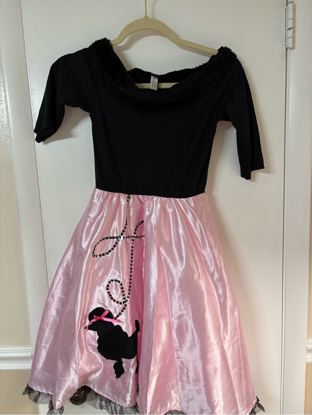 Girls Poodle dress Black & Pink Costume super cute! Girls size M 8-10 nice